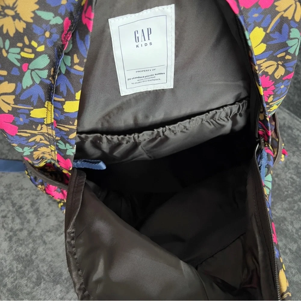 NWT GAP Floral Backpack - Picture 8 of 8